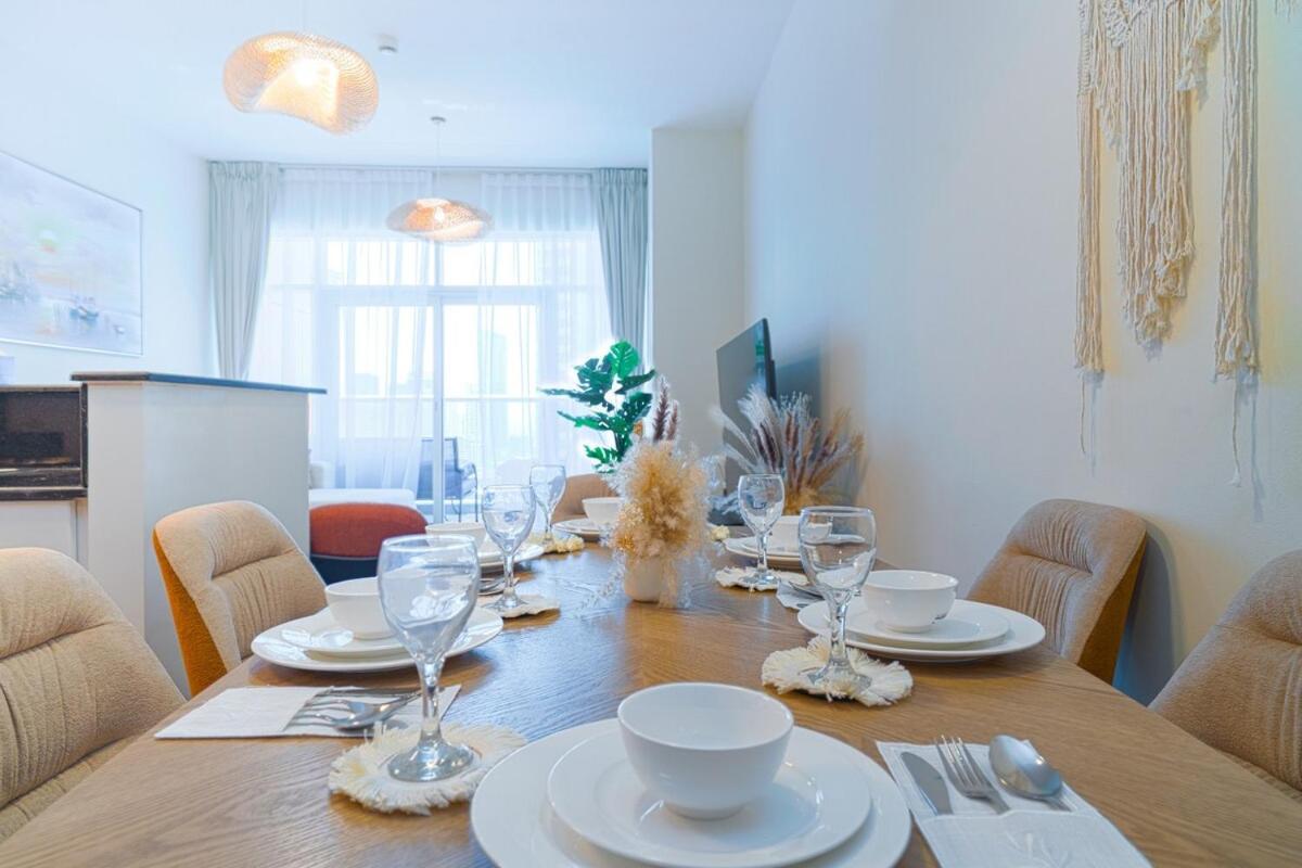 3Br Marina View Apartment In Jbr Close To Tram & Metro Apartment Dubai