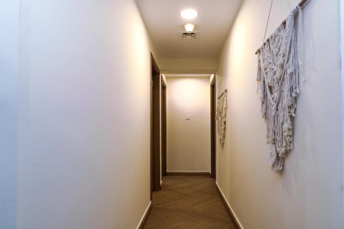 3Br Marina View Apartment In Jbr Close To Tram & Metro Apartment Dubai