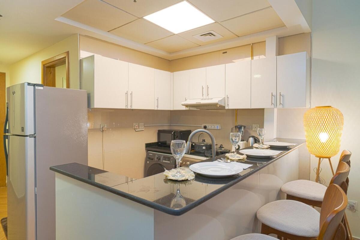 3Br Marina View Apartment In Jbr Close To Tram & Metro * Dubai