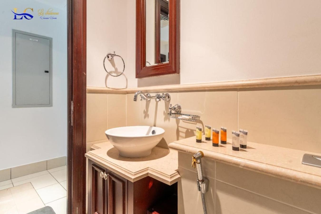 Apartment 2bed At Zaafaran 2, Downtown *