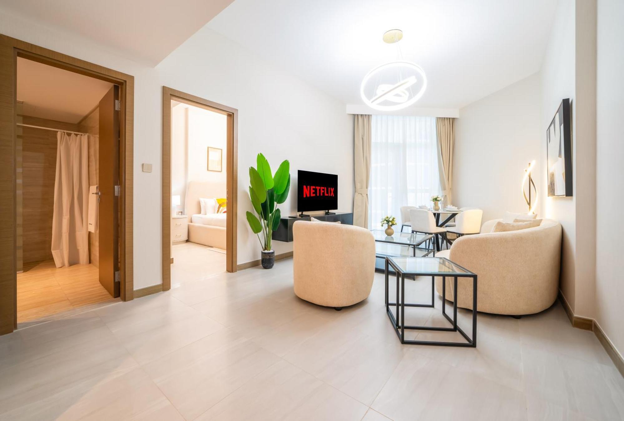 Indulge In Luxury 1br Unit At Missoni Urban Oasis