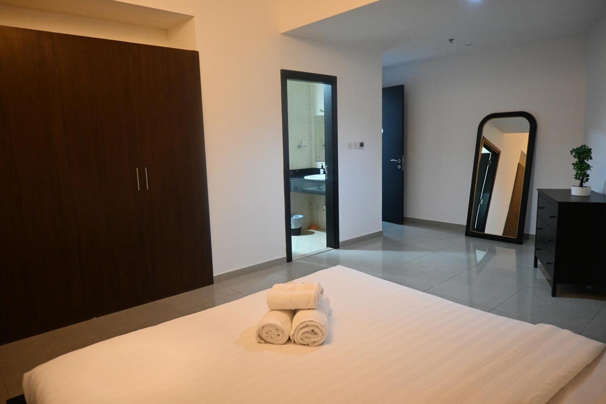 Marina Wharf With A View! Great For Groups! Near The Beach, Many Activities Dubai