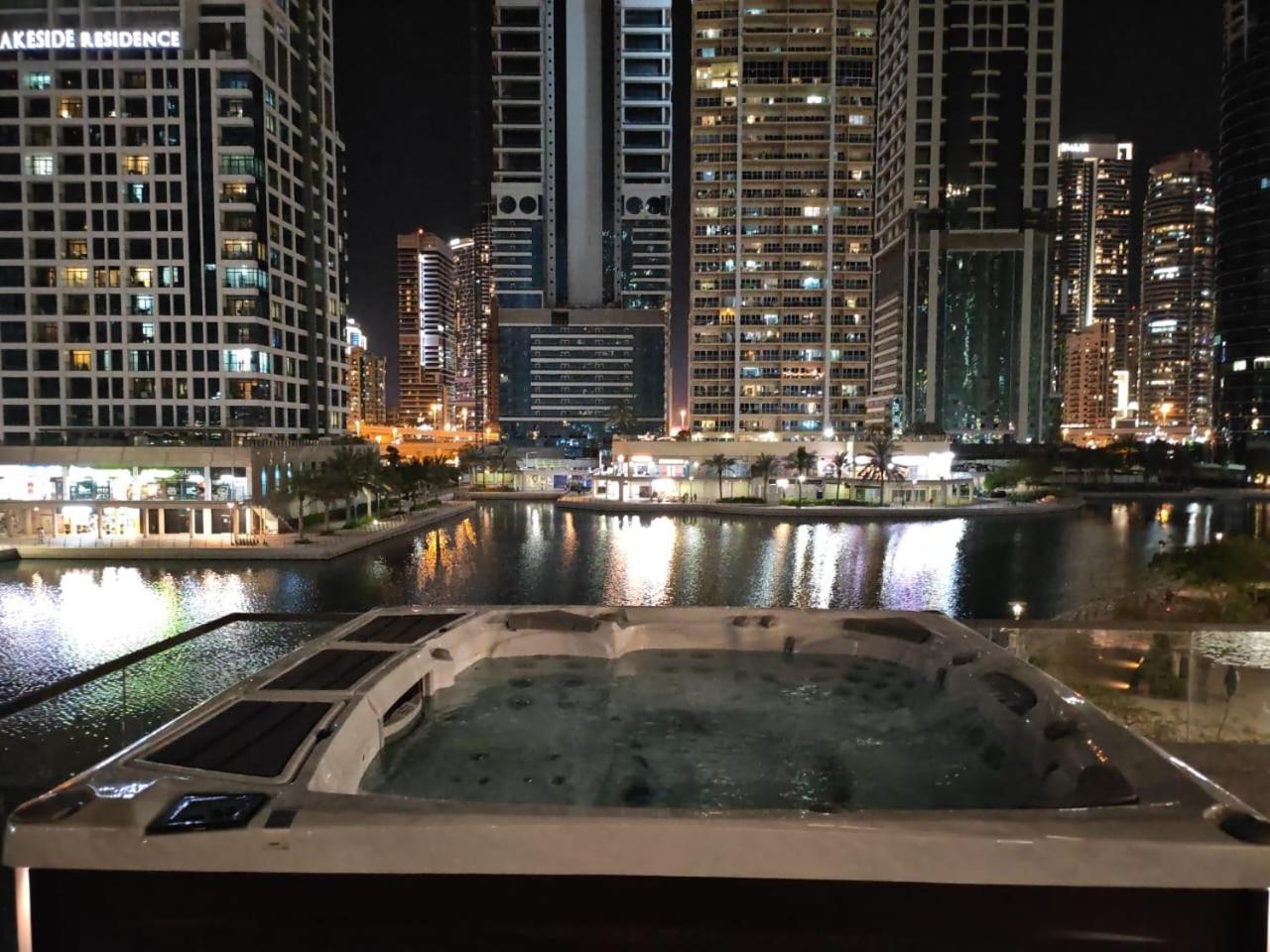 Brand New Luxury One Bedroom Apartment *