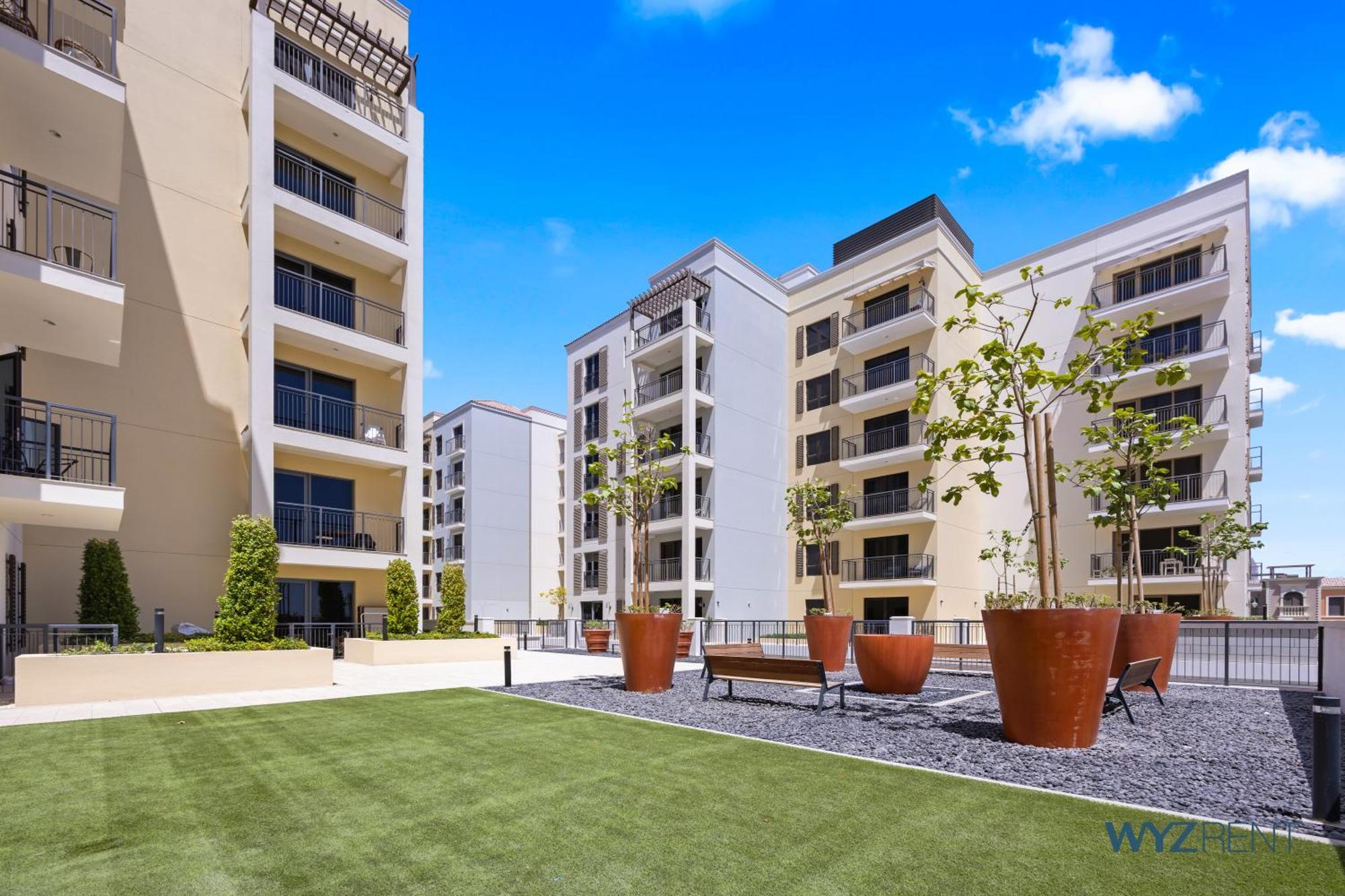 Apartment Portside Bliss In La Sirene 1 Bedroom With Seaport View