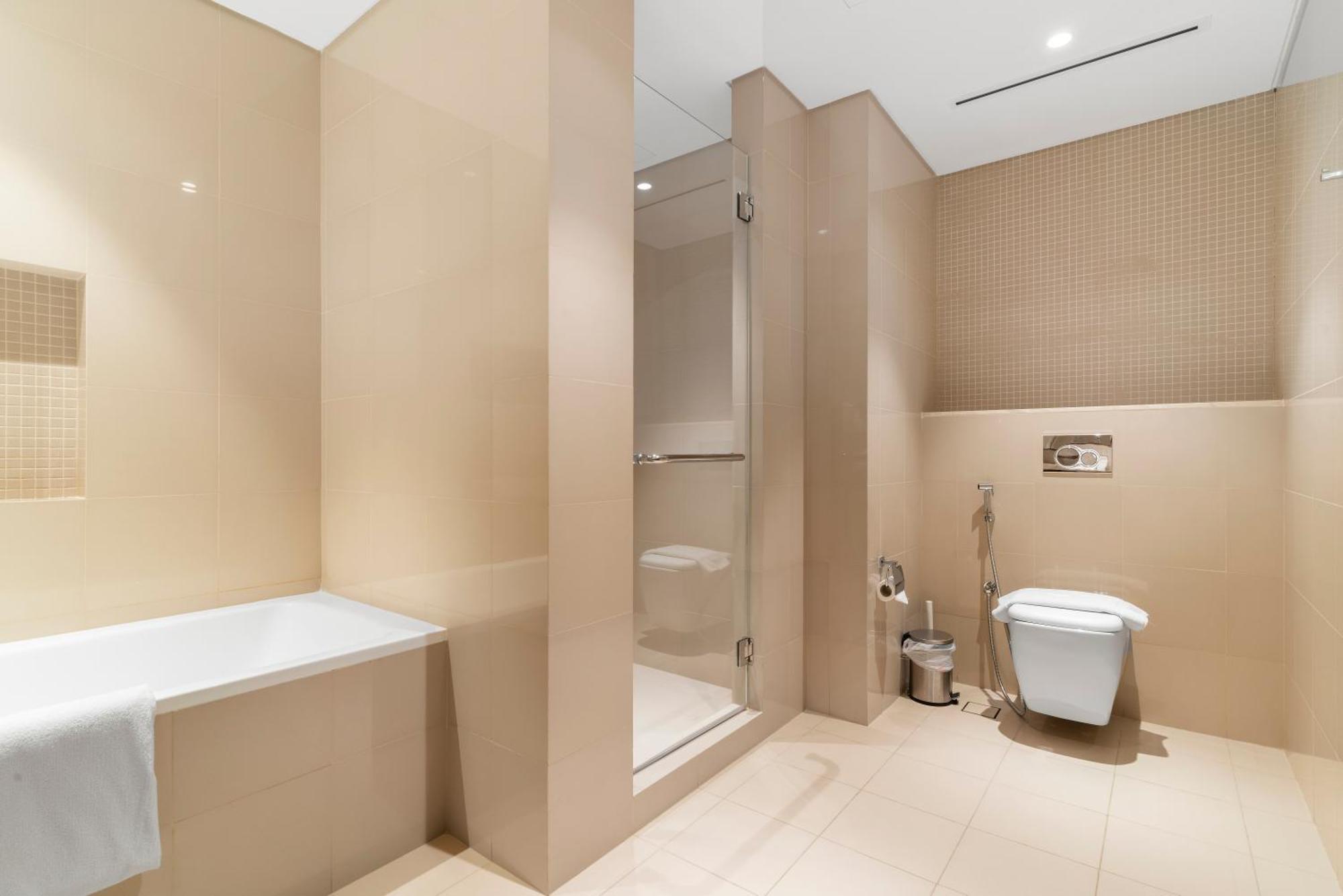 2br Blvd Point With Direct Access To Mall Apartment Dubai