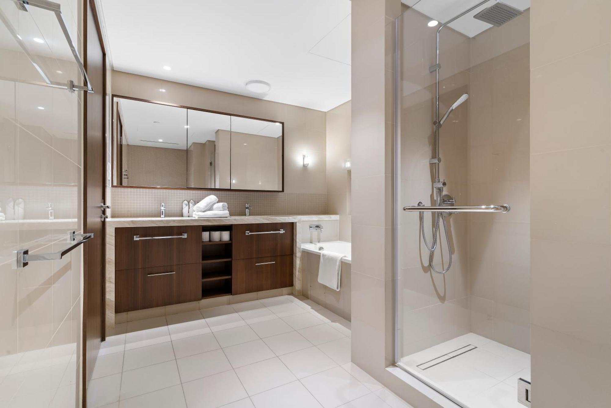 Apartment 2br Blvd Point With Direct Access To Mall Dubai