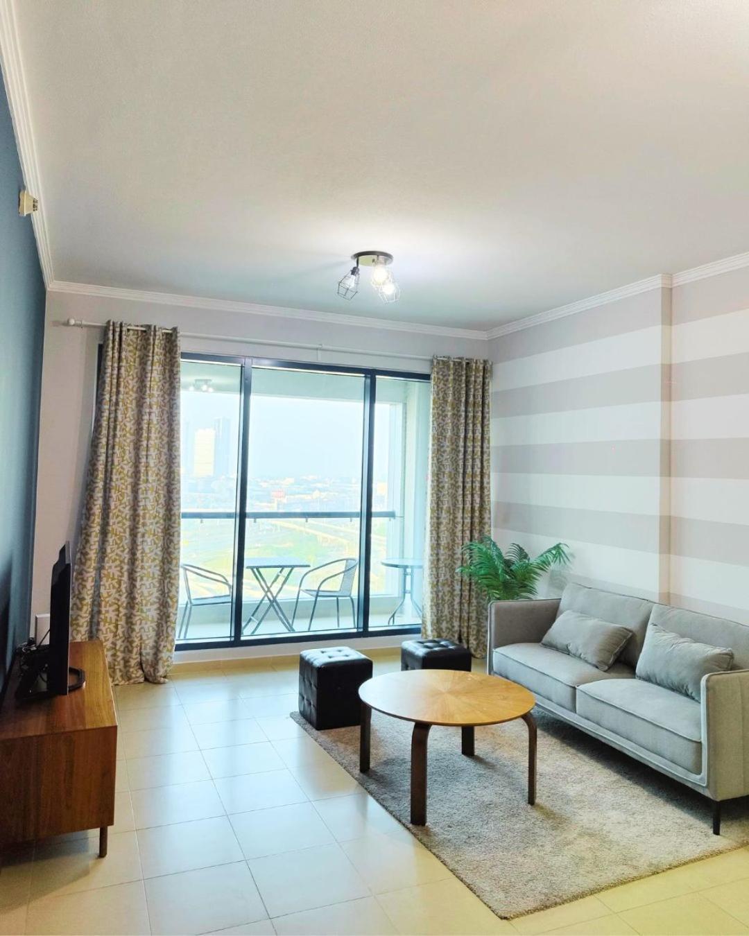 Charming & Comfortable 1br Jumeirah Bay X1 Jlt Apartment