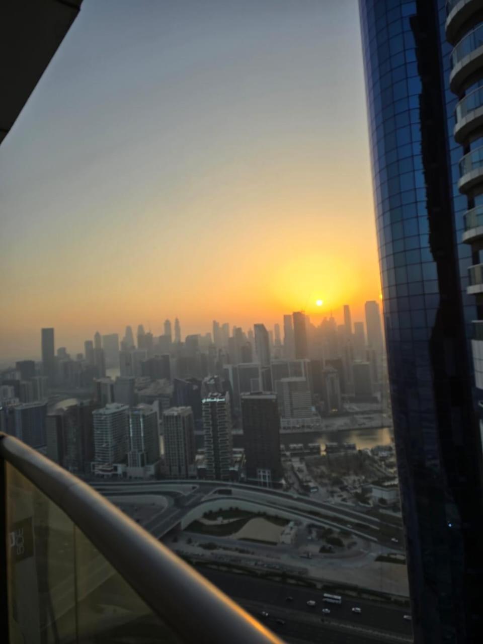 4905 Luxury View By Royal Sky Paramount Tower A *