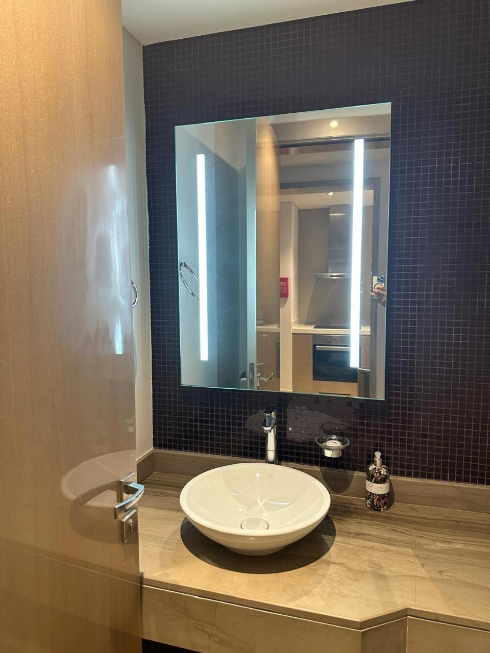 4905 Luxury View By Royal Sky Paramount Tower A