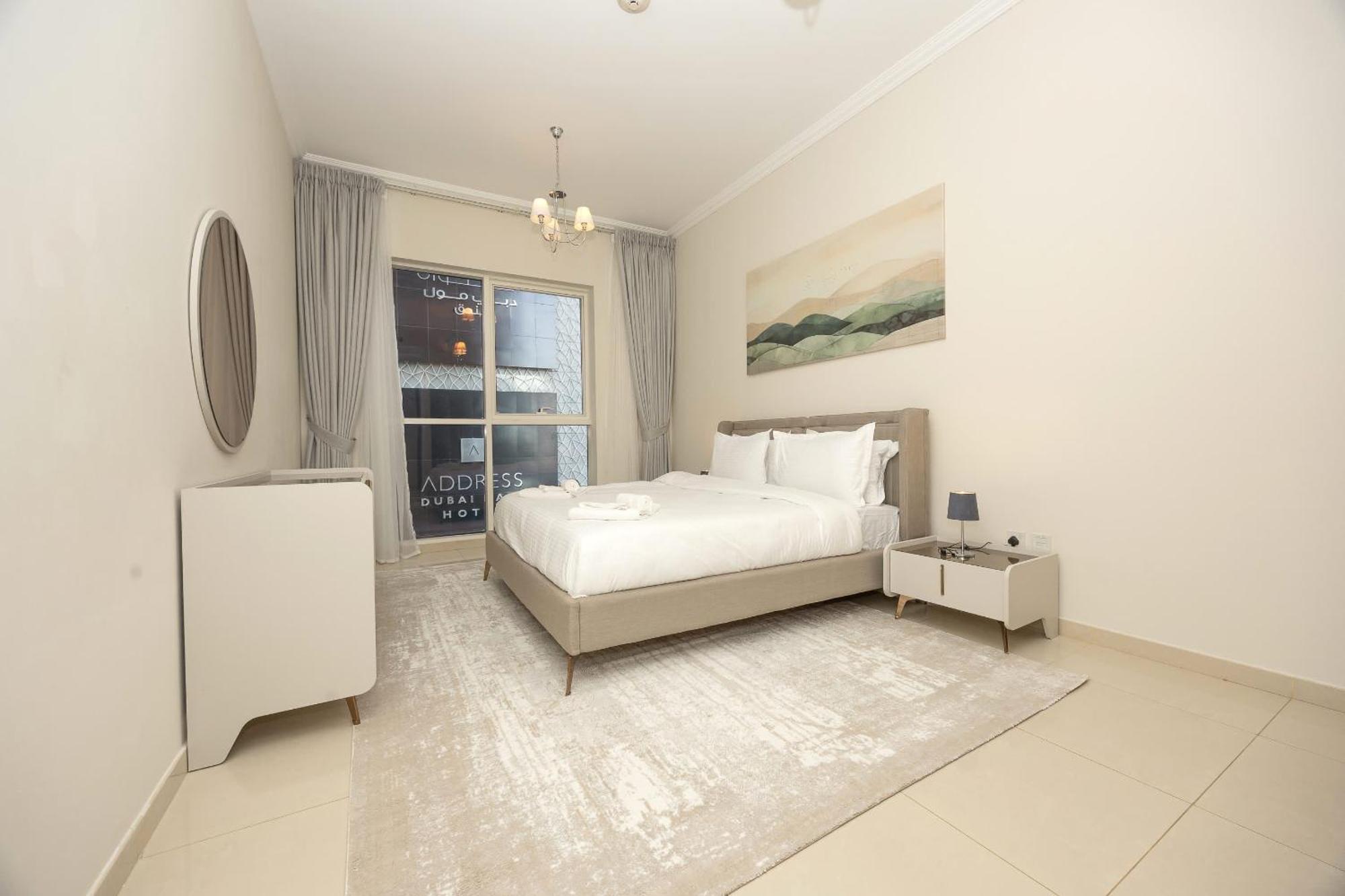 Apartment Prime Downtown - Steps From Burj Khalifa Dubai