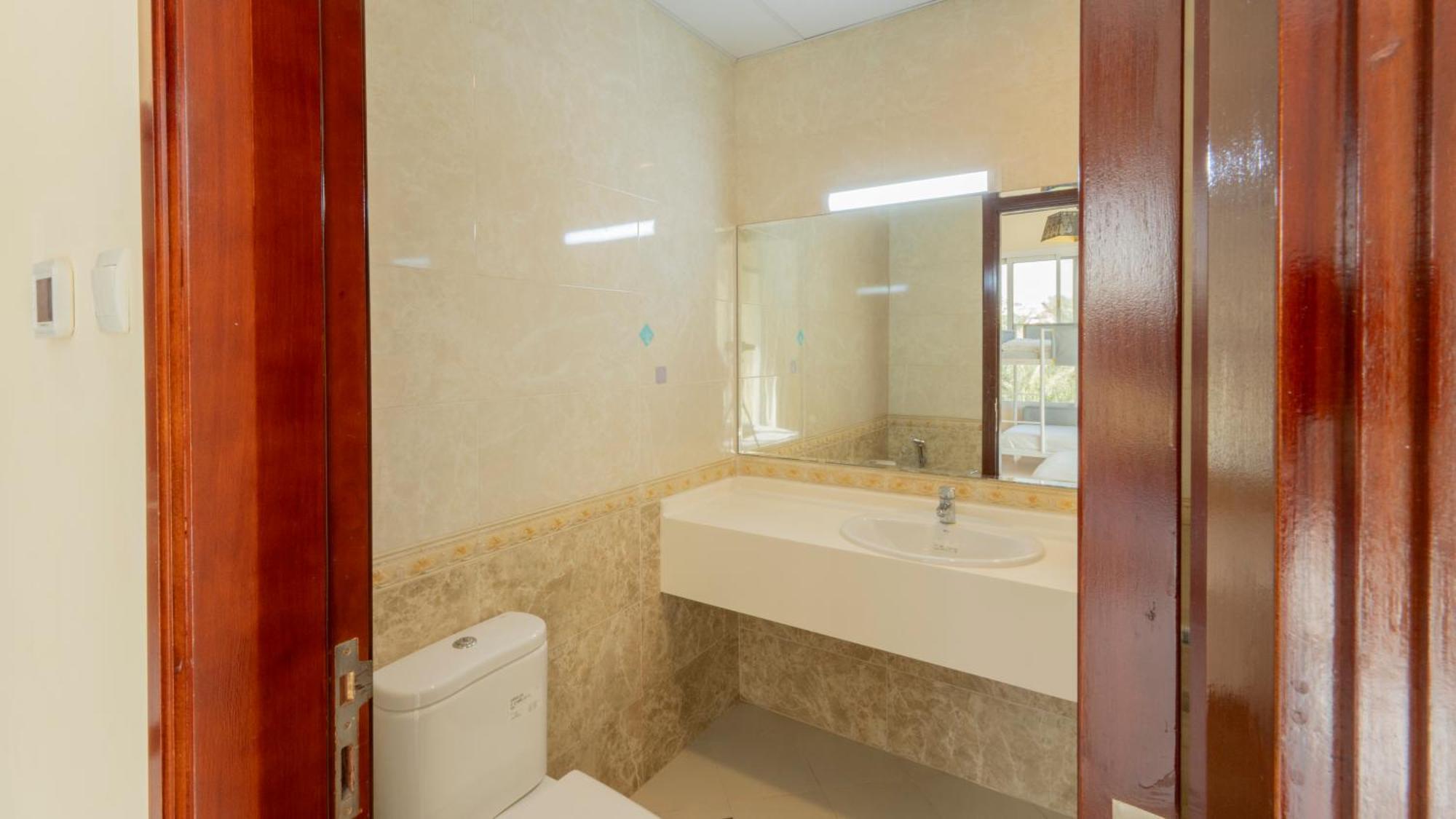 Luxurious Miracle Dubai