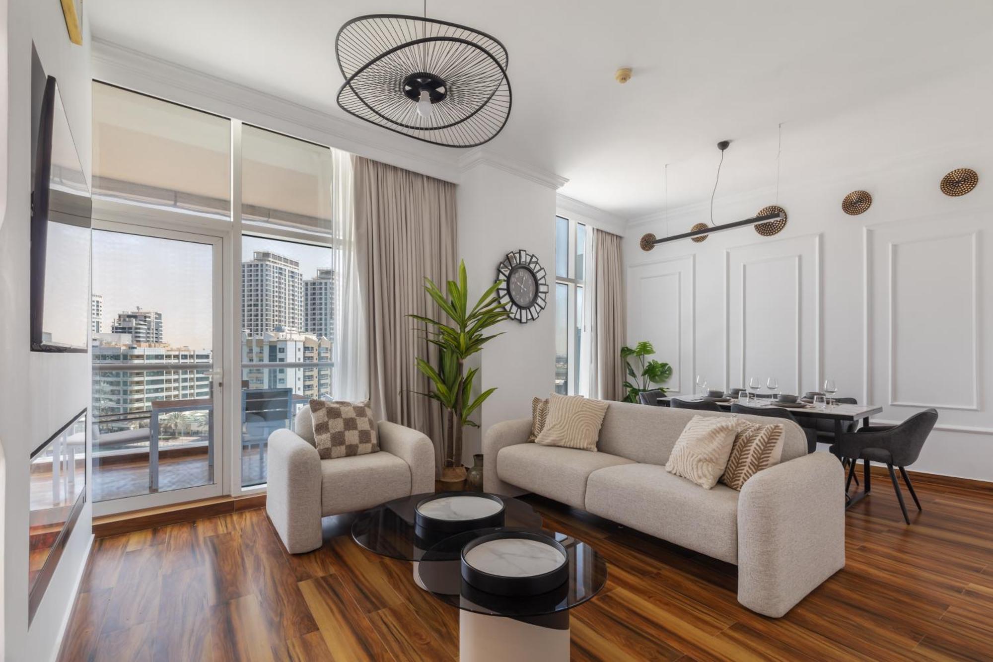 Apartment Luxury Marina View With Jacuzzi, Arcade & Balcony