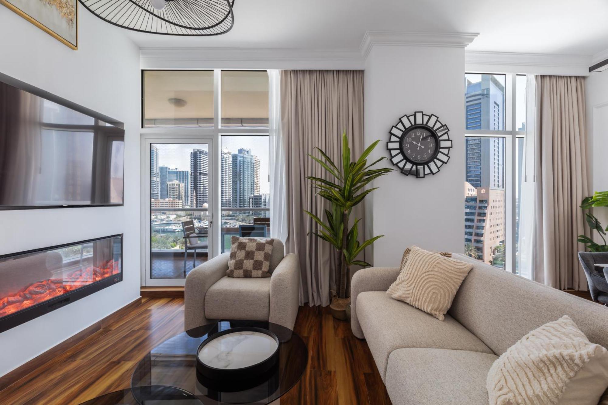 Apartment Luxury Marina View With Jacuzzi, Arcade & Balcony