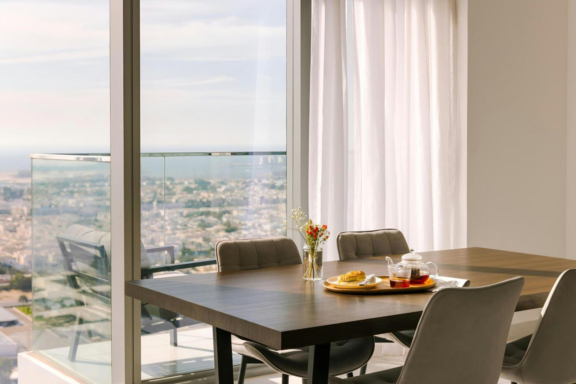 Sonder By Marriott Bonvoy Downtown Towers Aparthotel 4*