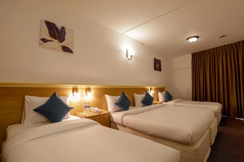 Hotel Click Grand - Bur 2*