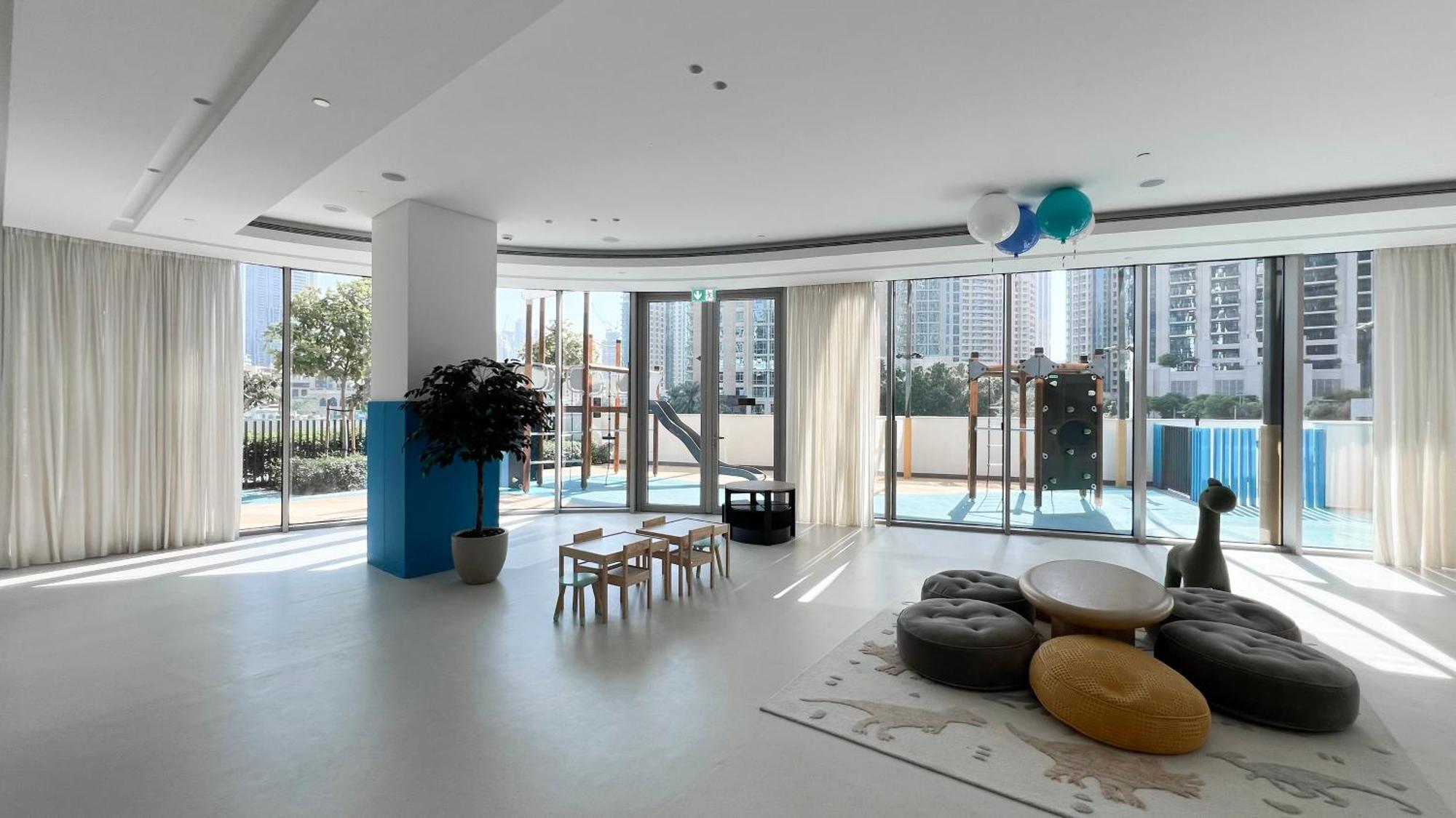 Burj View Luxury 2br In Downtown Apartment Dubai