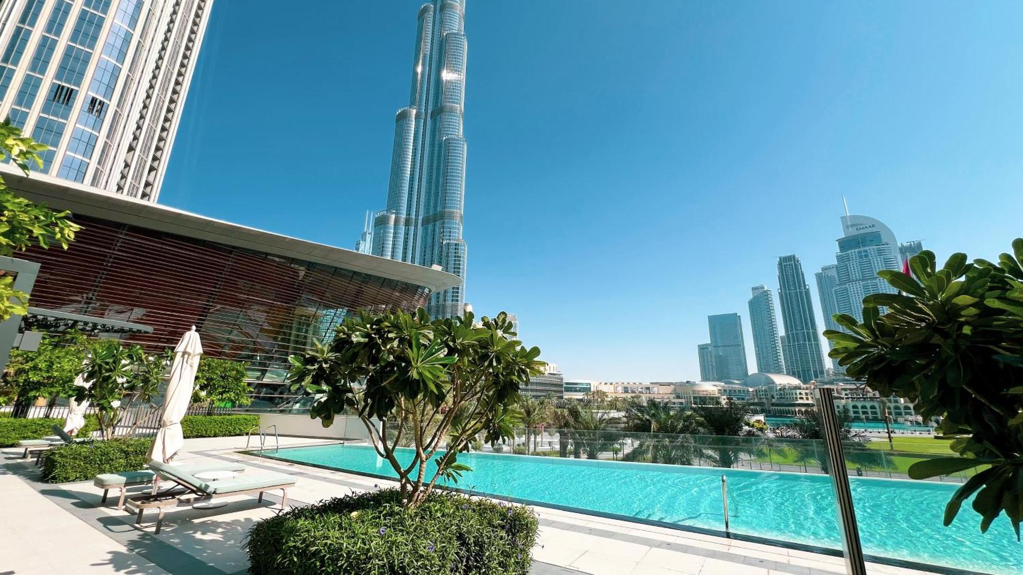 Burj View Luxury 2br In Downtown *