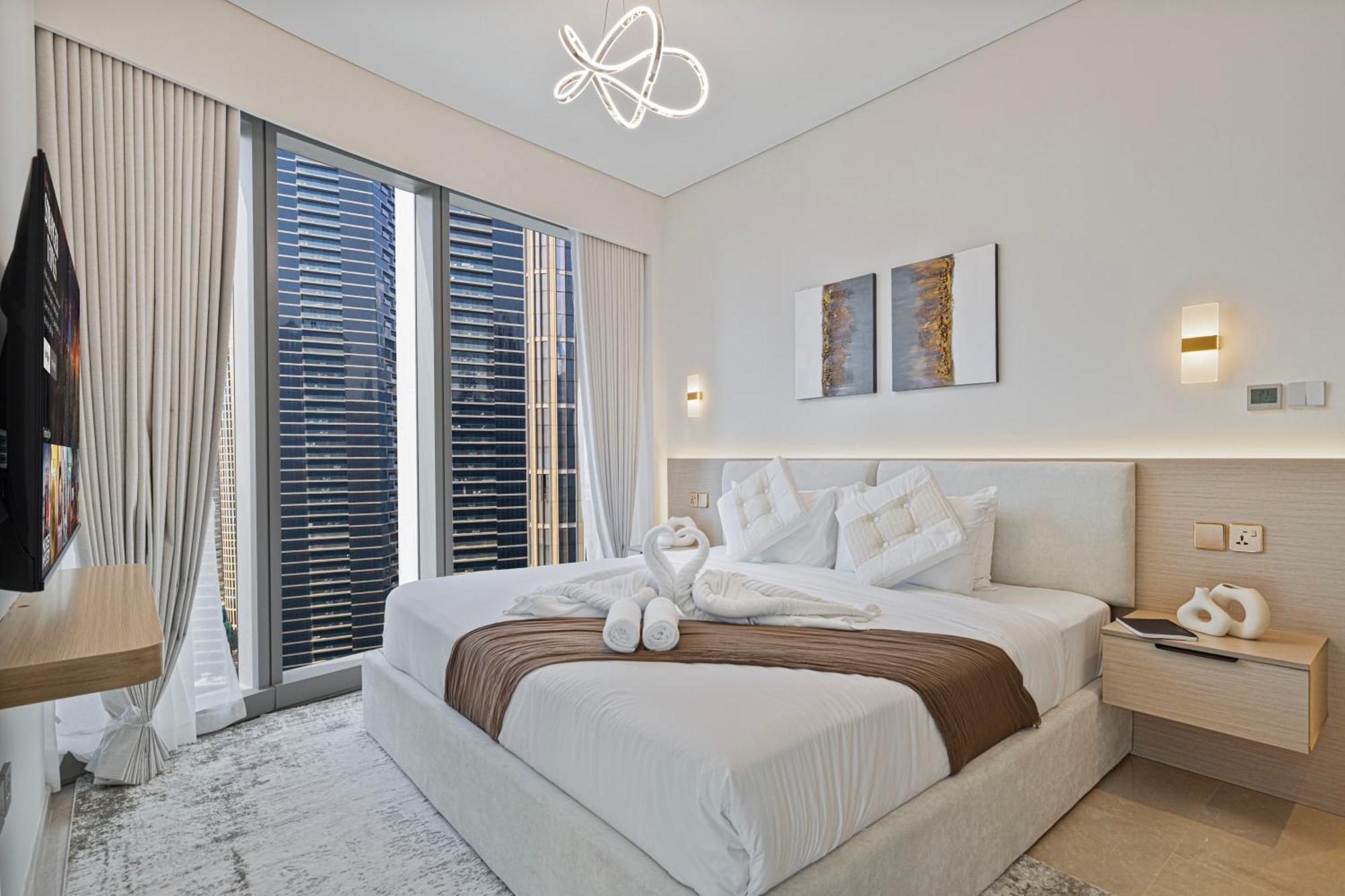 Burj View Luxury 2br In Downtown Apartment Dubai