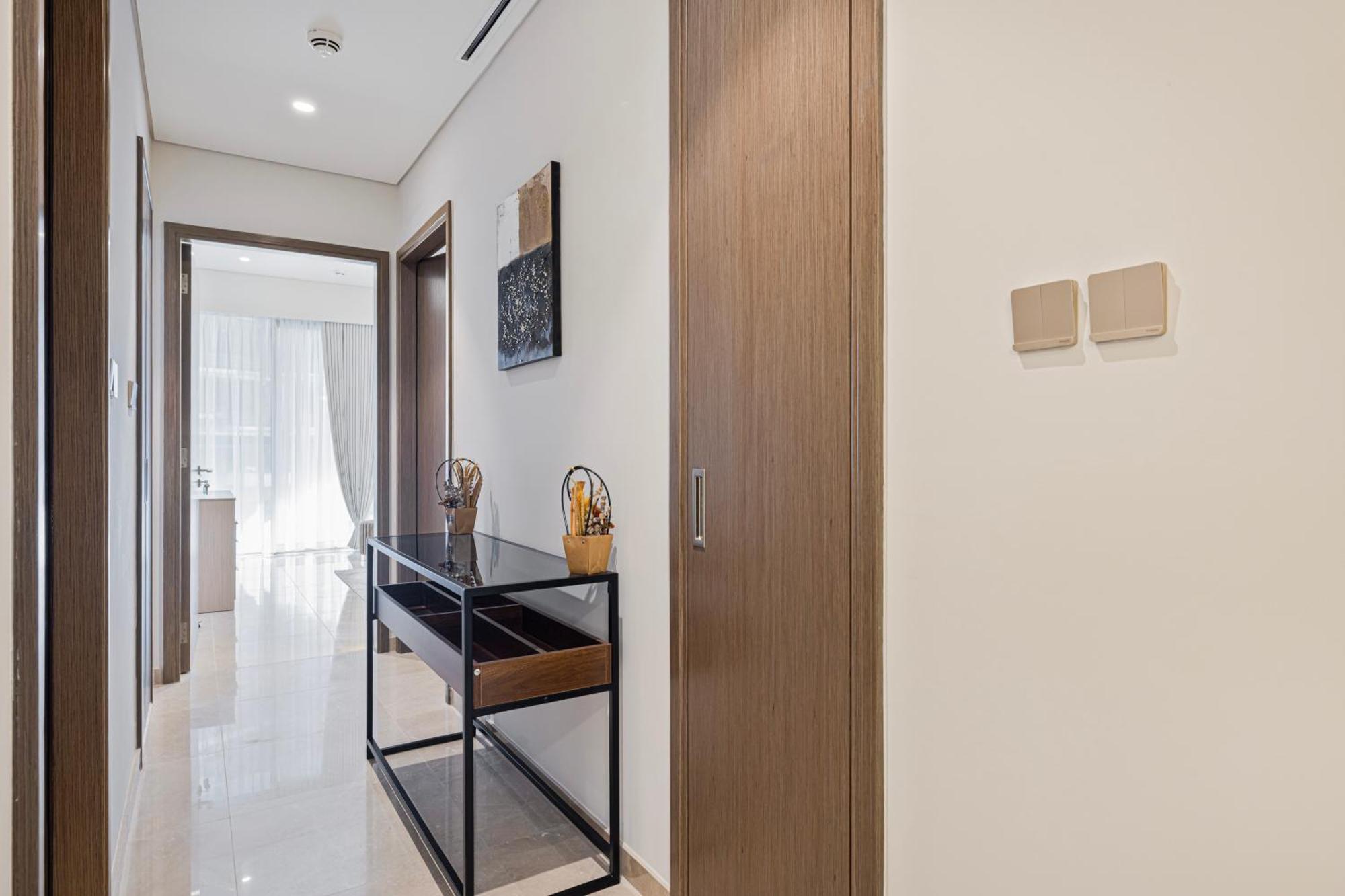 Burj View Luxury 2br In Downtown Apartment *