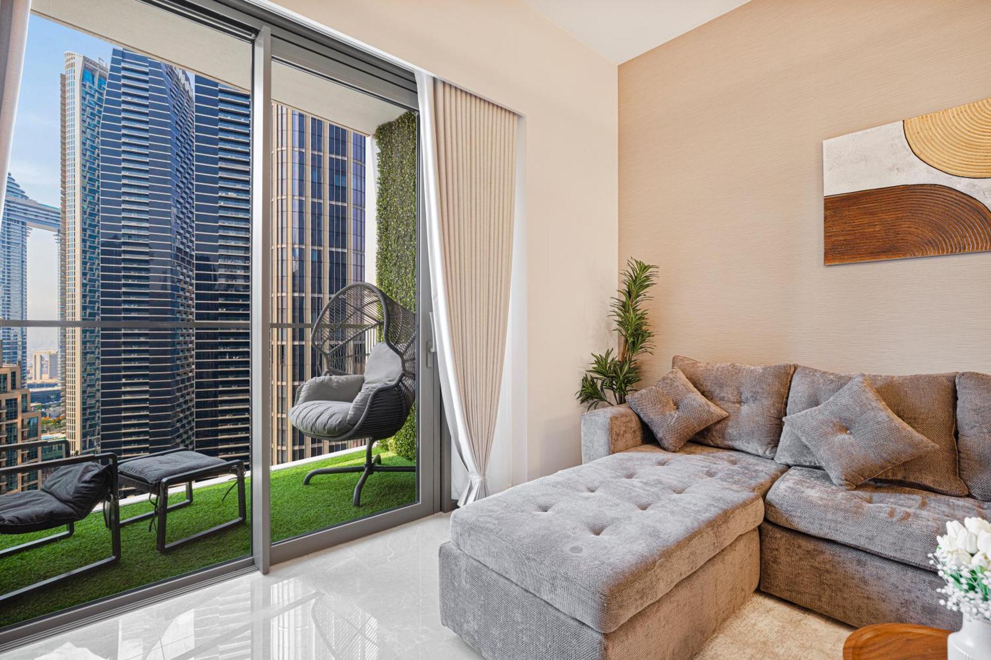 Burj View Luxury 2br In Downtown Apartment Dubai
