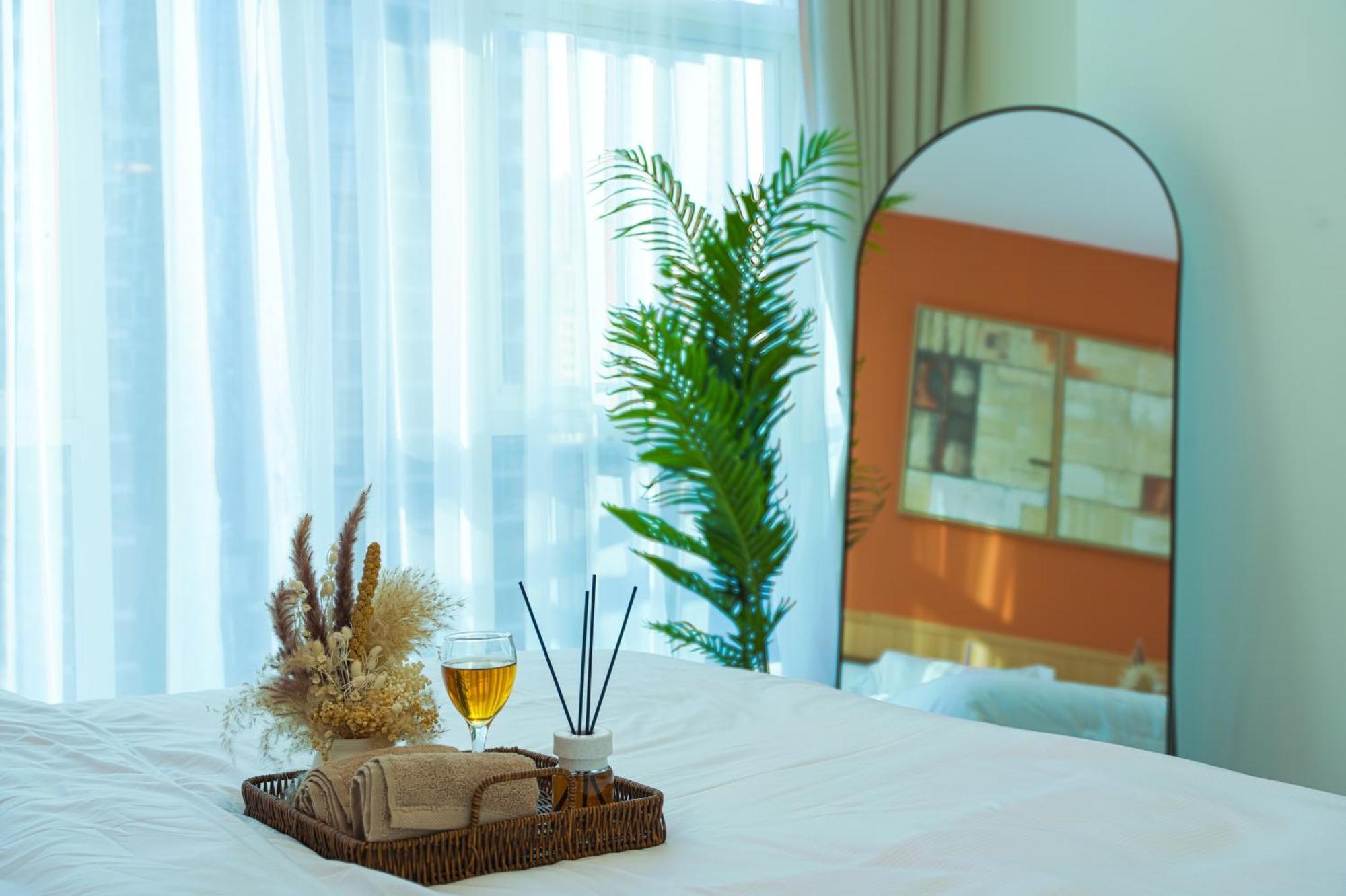 Apartment 3Br Marina View Apartment In Jbr Close To Tram & Metro Dubai