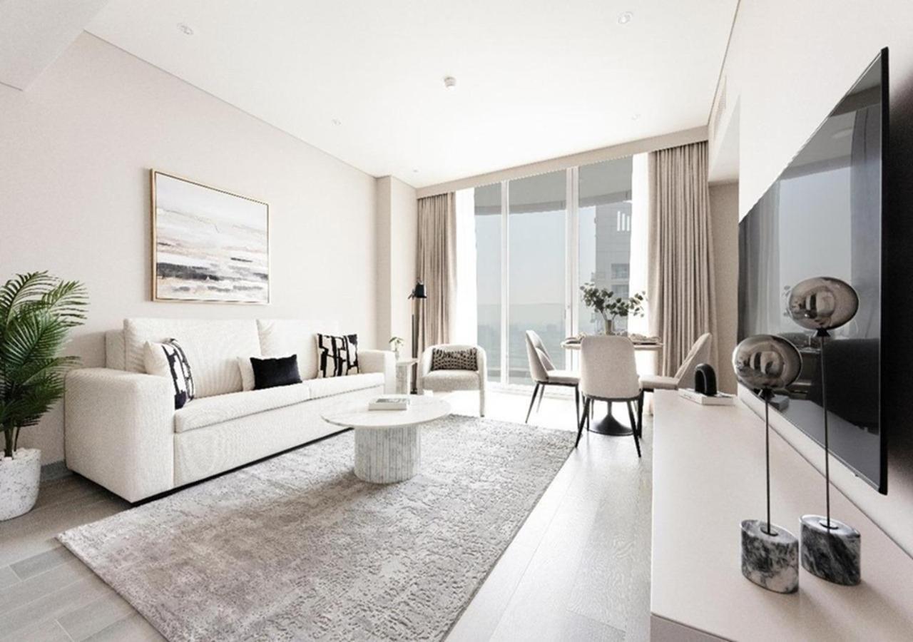 Marina Walk Gem Modern With Pool & Gym Access, Steps To & Metro Managed By Sunnyhomes Dubai