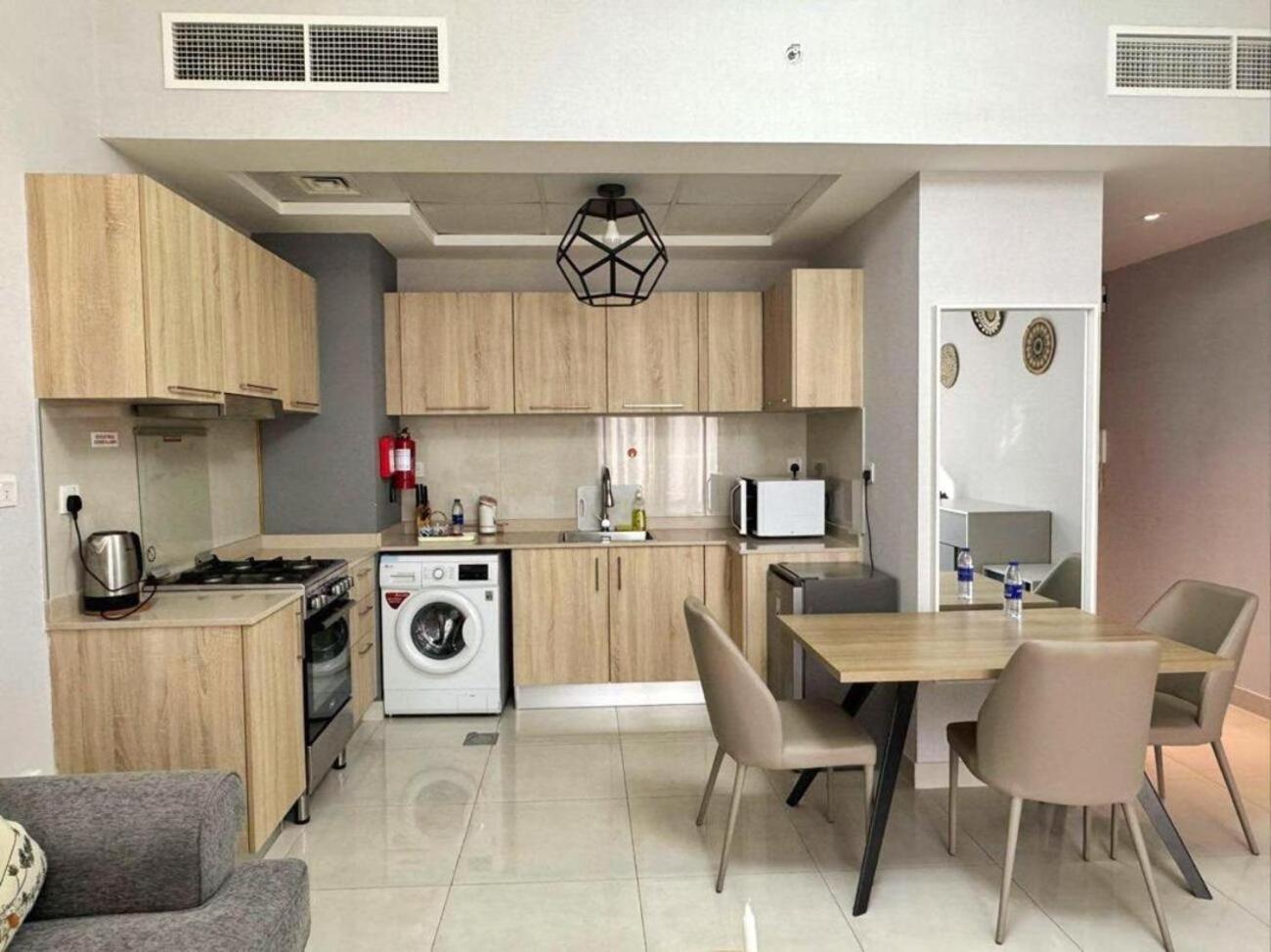 Caicai Homes Ag Tower-business Bay-dubai Apartment Dubai