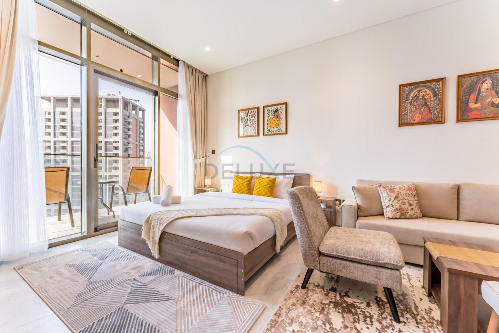 Apartment Luxury Steps From Canal And Minutes To Burj Khalifa, Peninsula Five Dubai