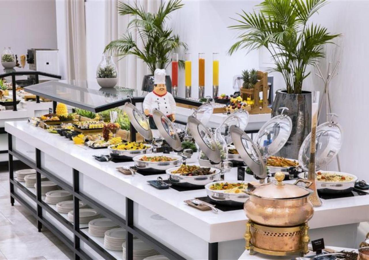 Hotel Arjaan By Rotana - Media 4*