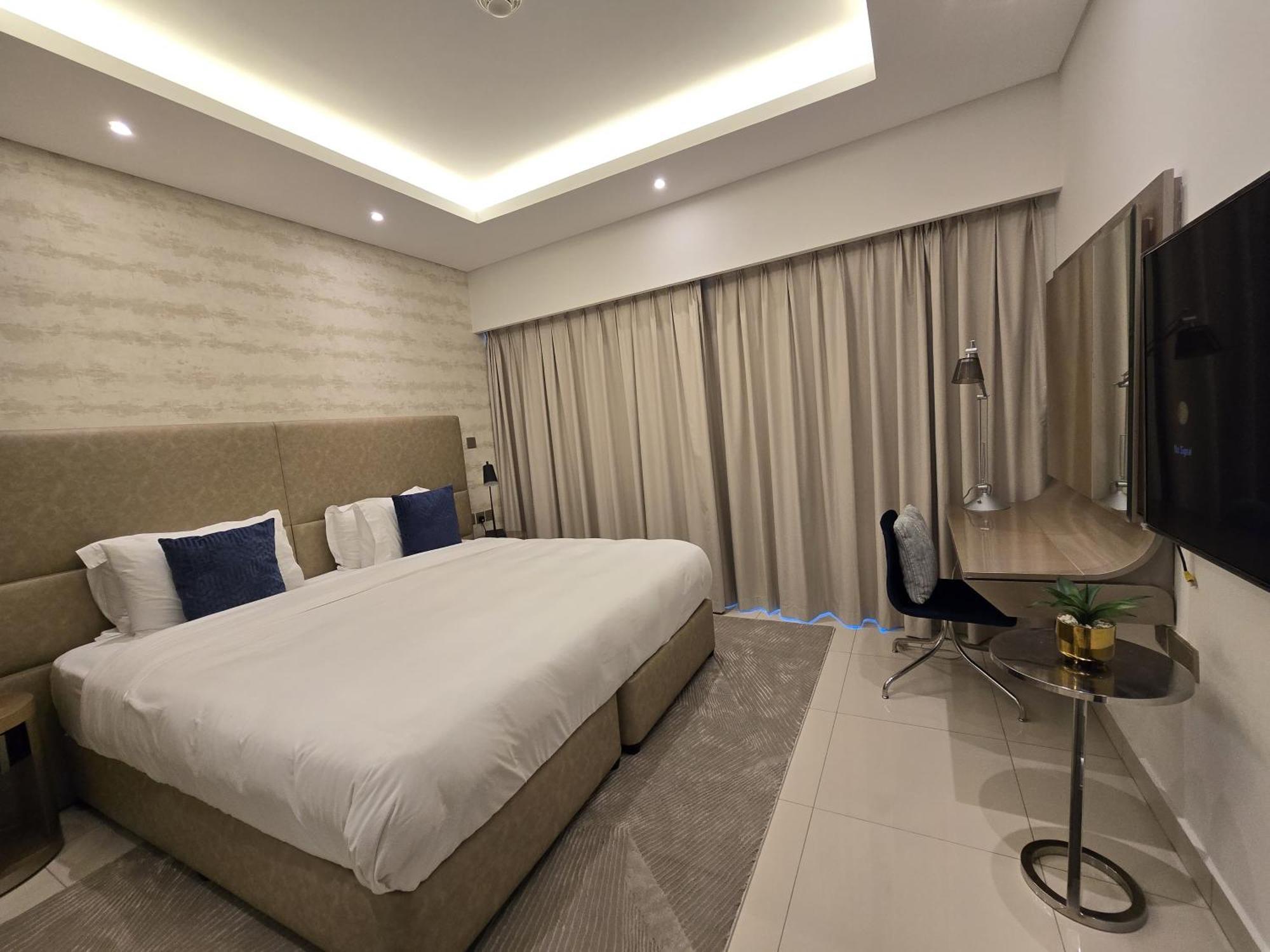 Aparthotel Quill At Paramount Towers 3 Bedroom Creek View