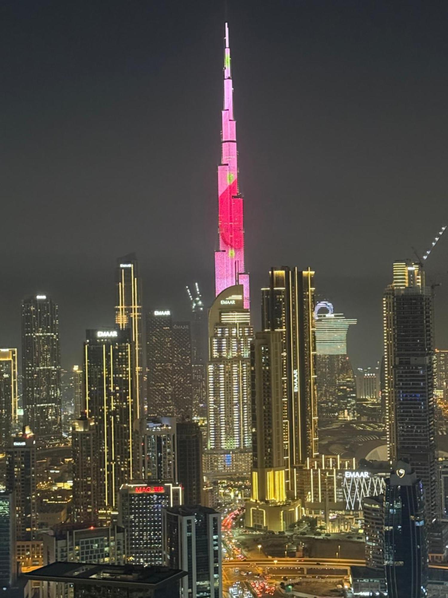 Apartment 5903 Burj Khalifa View Royal Montania Homes Dubai