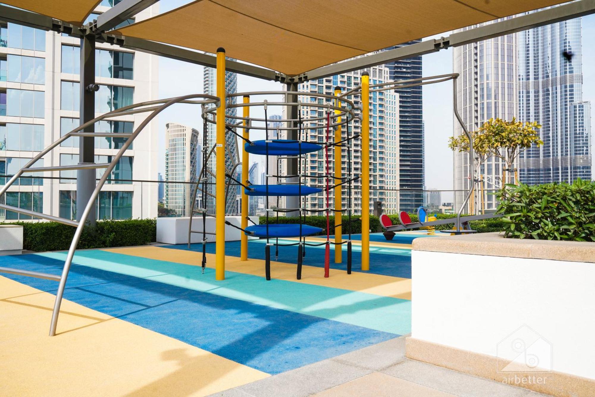 Luxury Burj Crown Downtown Balcony & View
