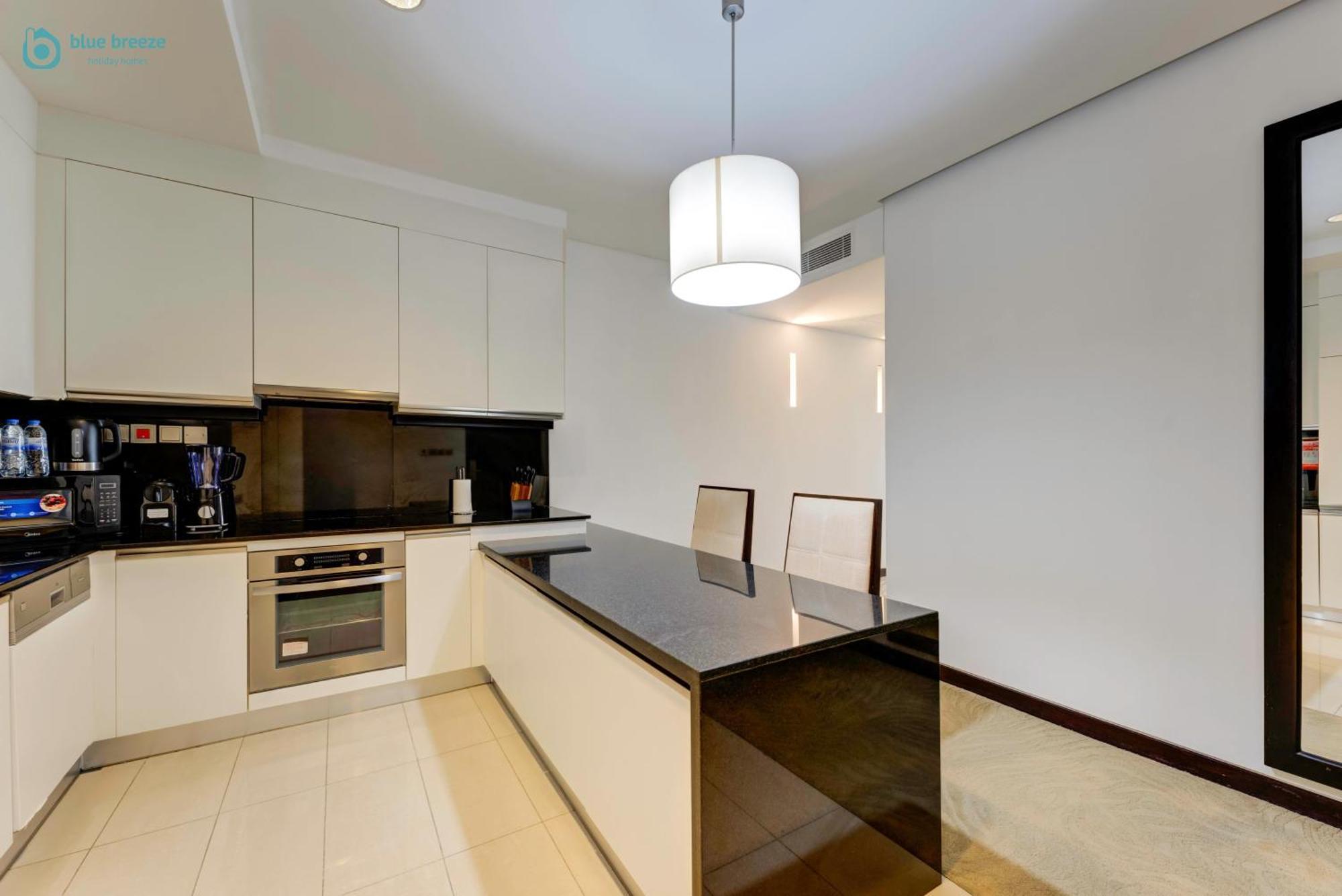 Apartment Blue Breeze - The Address Marina Mall