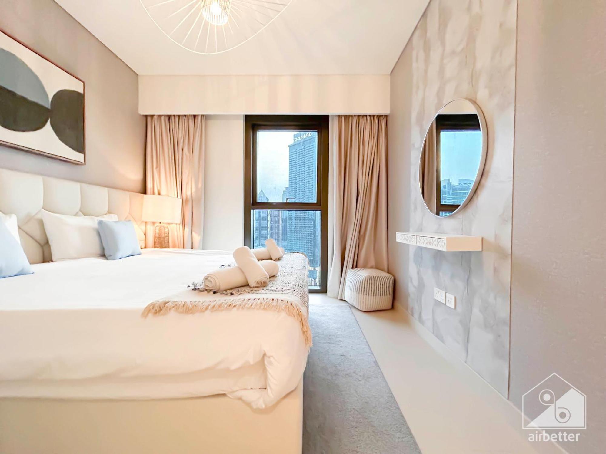 Luxury Burj Crown Downtown Balcony & View