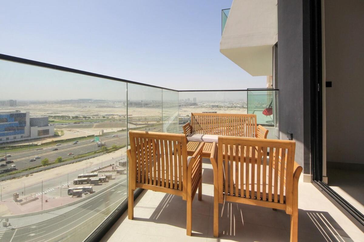 Modern In Business Bay Near Mall Apartment *