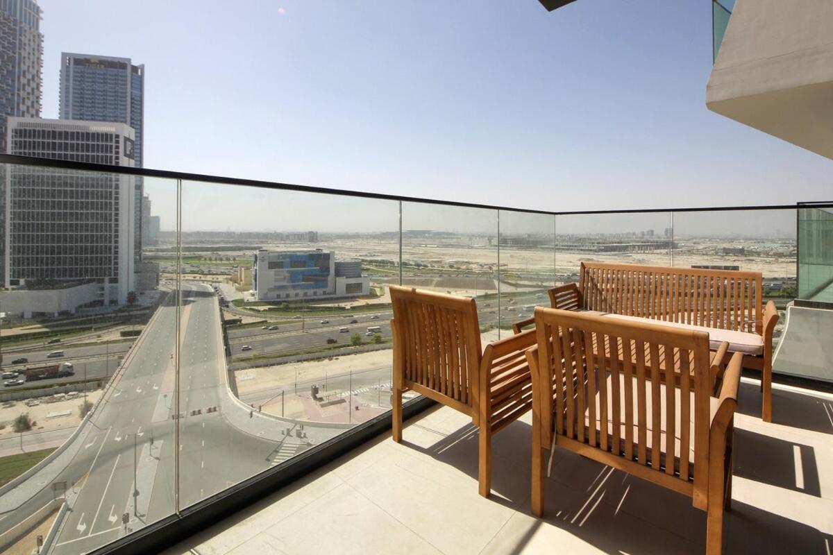 Modern In Business Bay Near Mall * Dubai