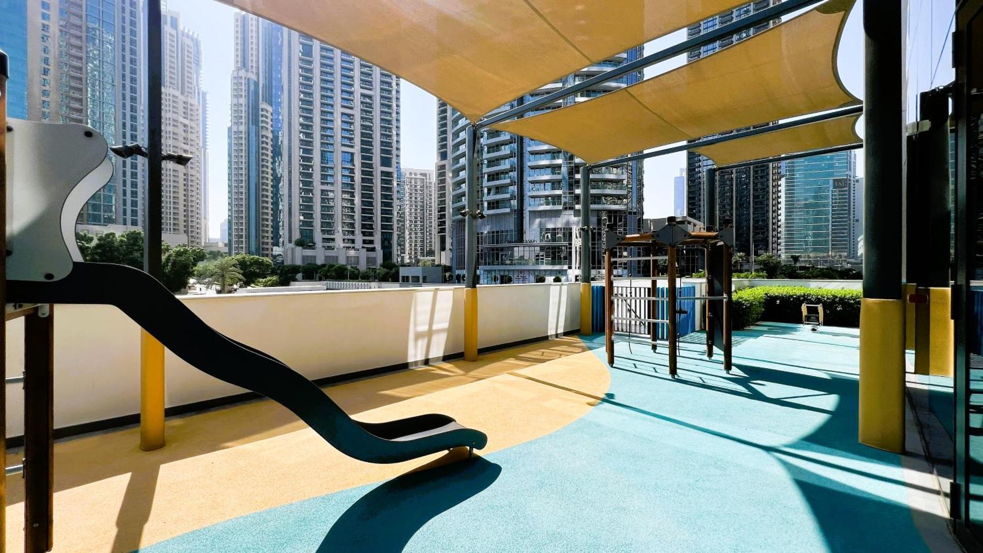 Upscale 2br With Burj Khalifa View - Next To Opera And Near Mall * Dubai