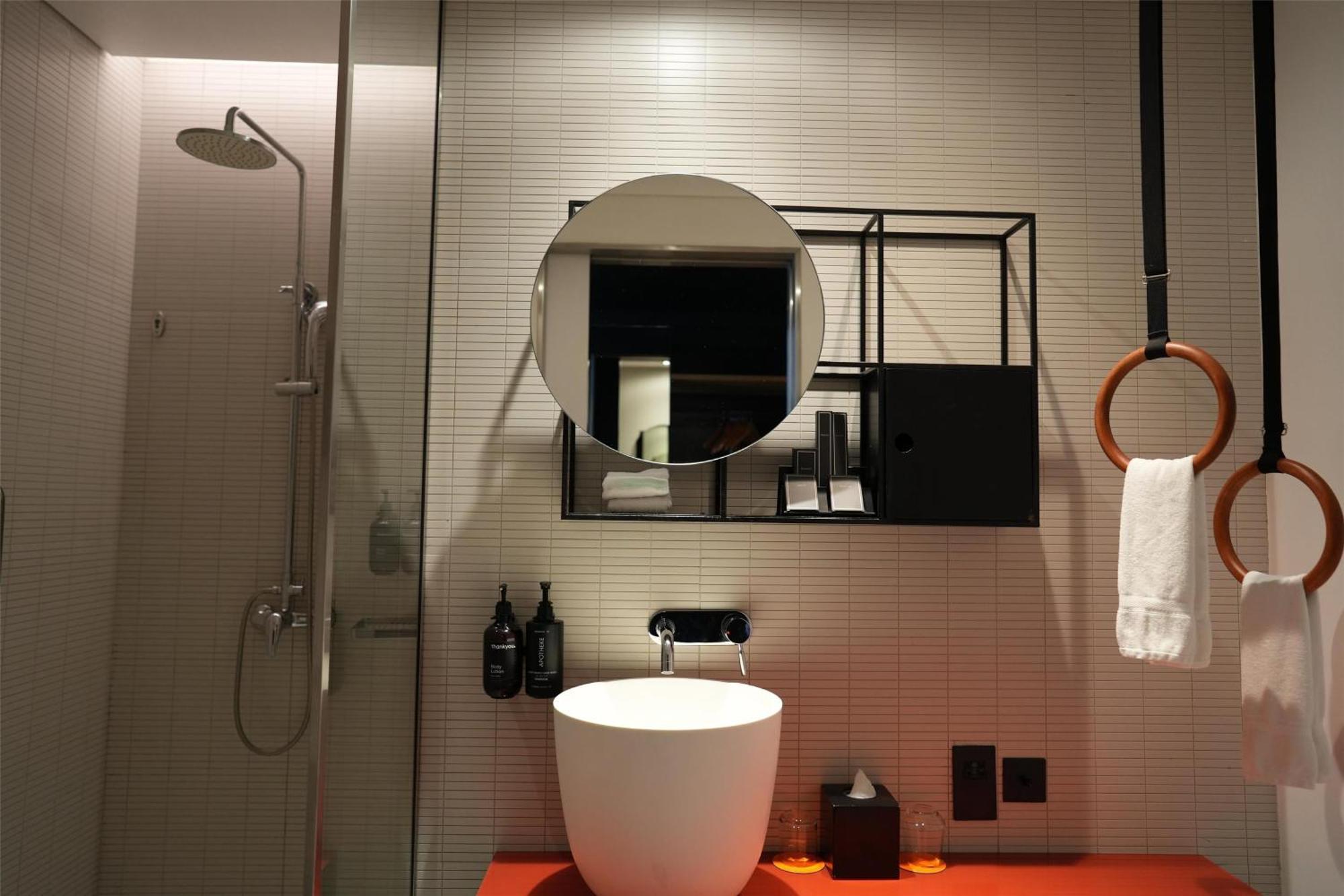 Canopy By Hilton Al Seef Hotel 4*