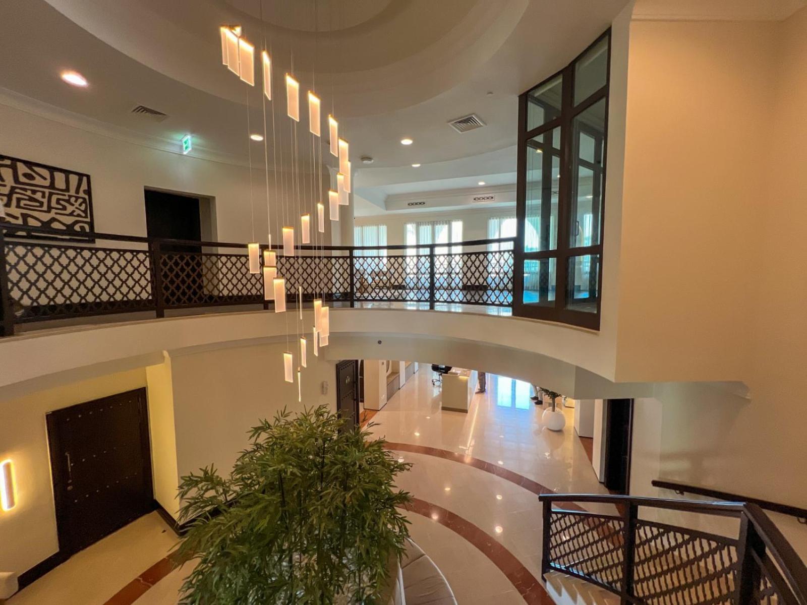 Durrani Homes - Arabian Luxury At Souk Al Bahar Besides Burj Khalifa & Mall Apartment *