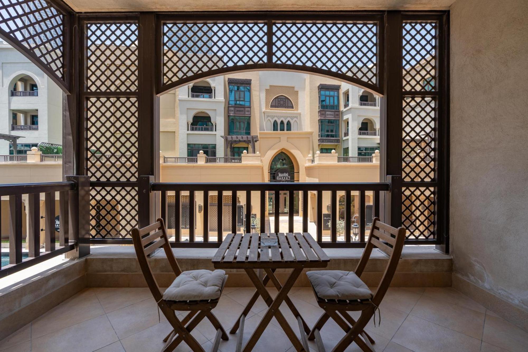 Apartment Lux I Souk Al Bahar I Burj Khalifa Views Dubai