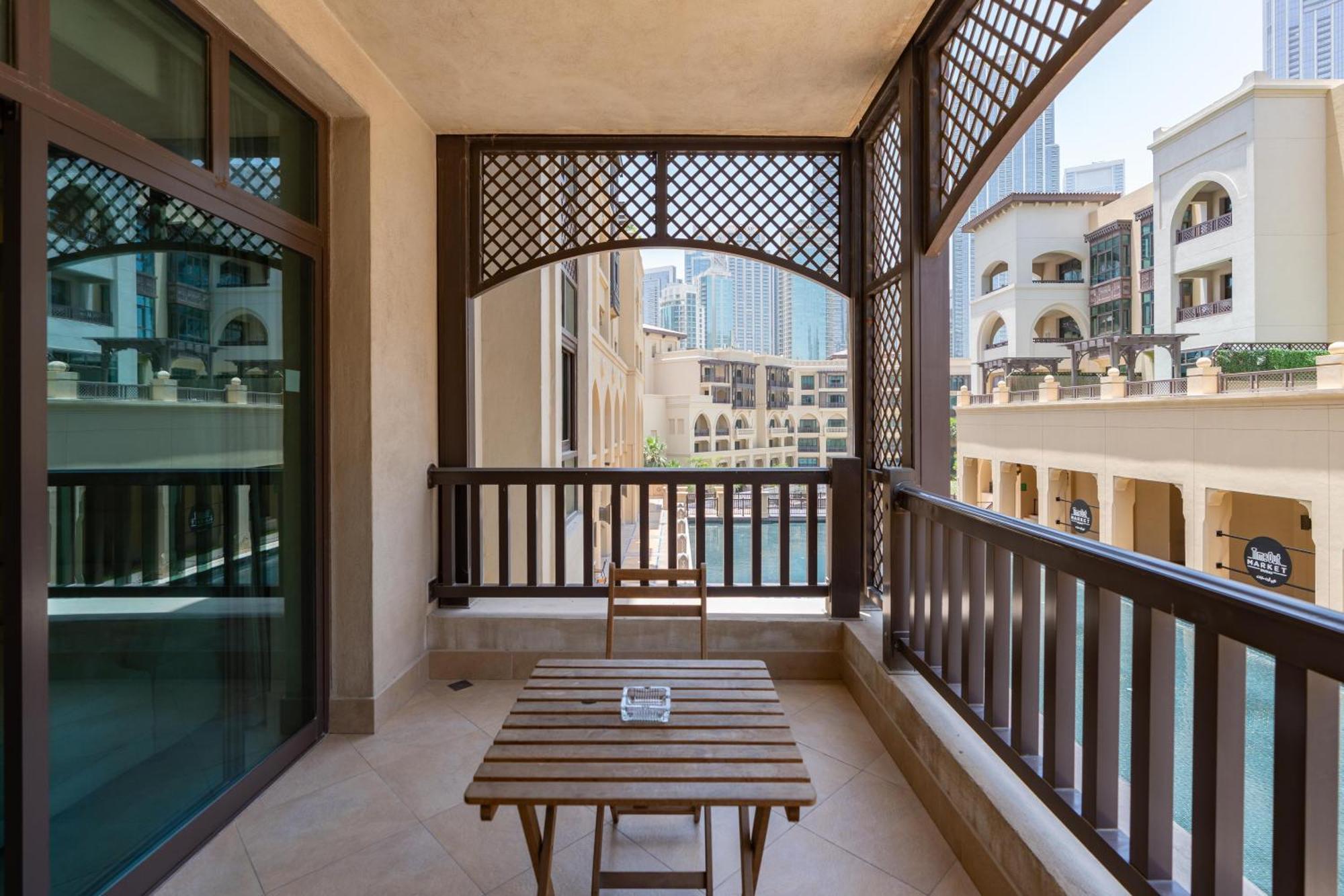 Apartment Lux I Souk Al Bahar I Burj Khalifa Views Dubai