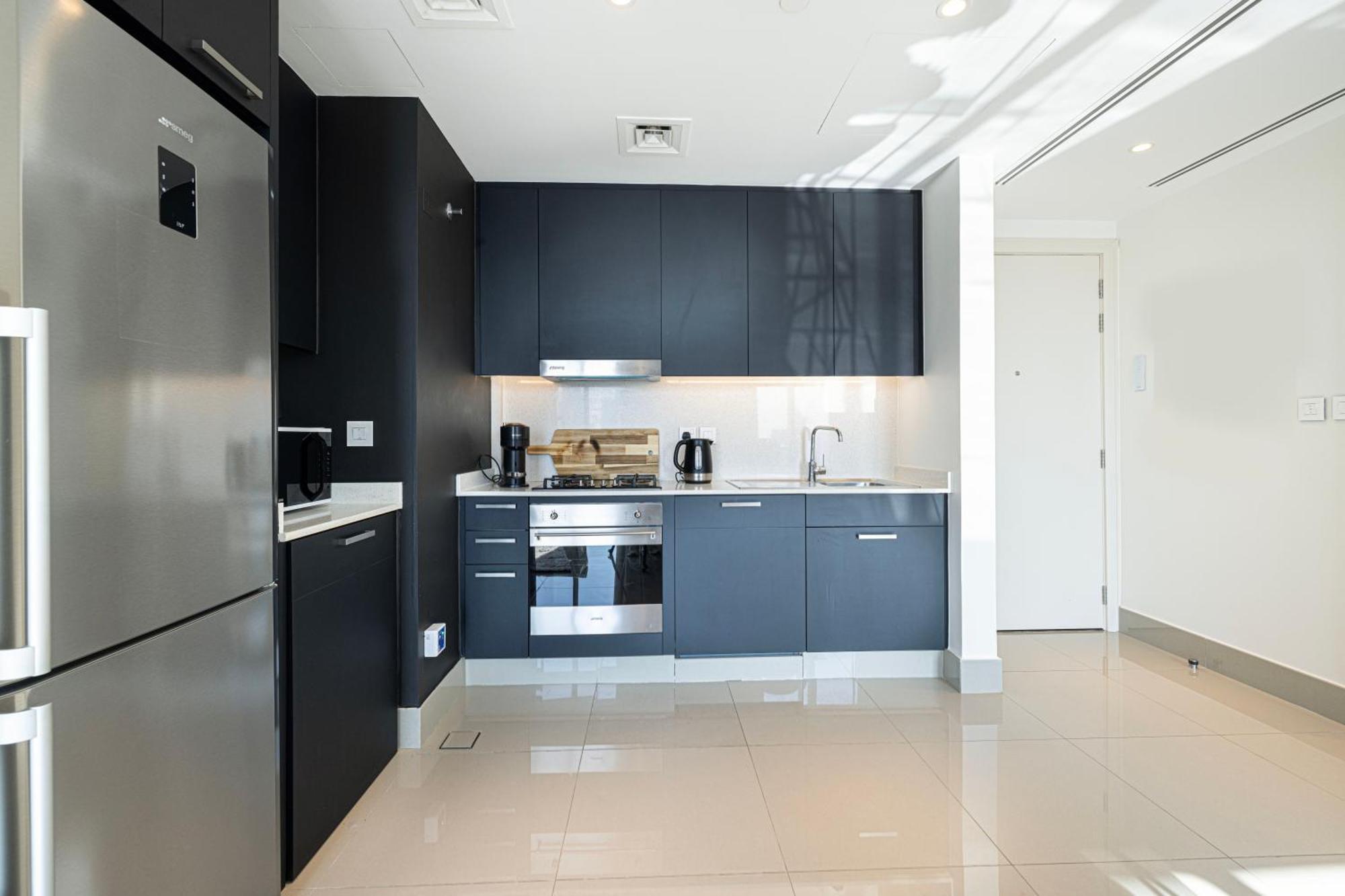 52nd Floor Unique 1 Bedroom Apartment Dubai