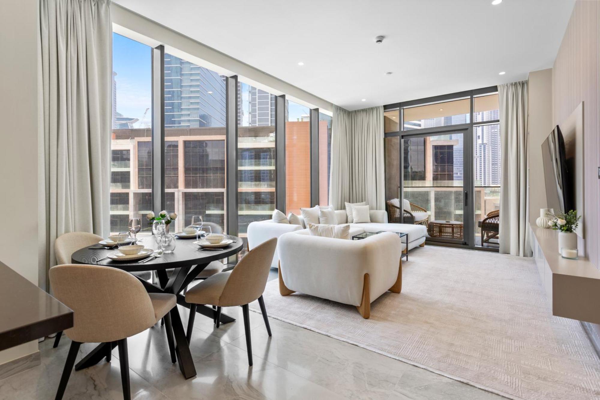 Apartment Lavish 1-bedroom With Burj Khalifa View In Peninsula *
