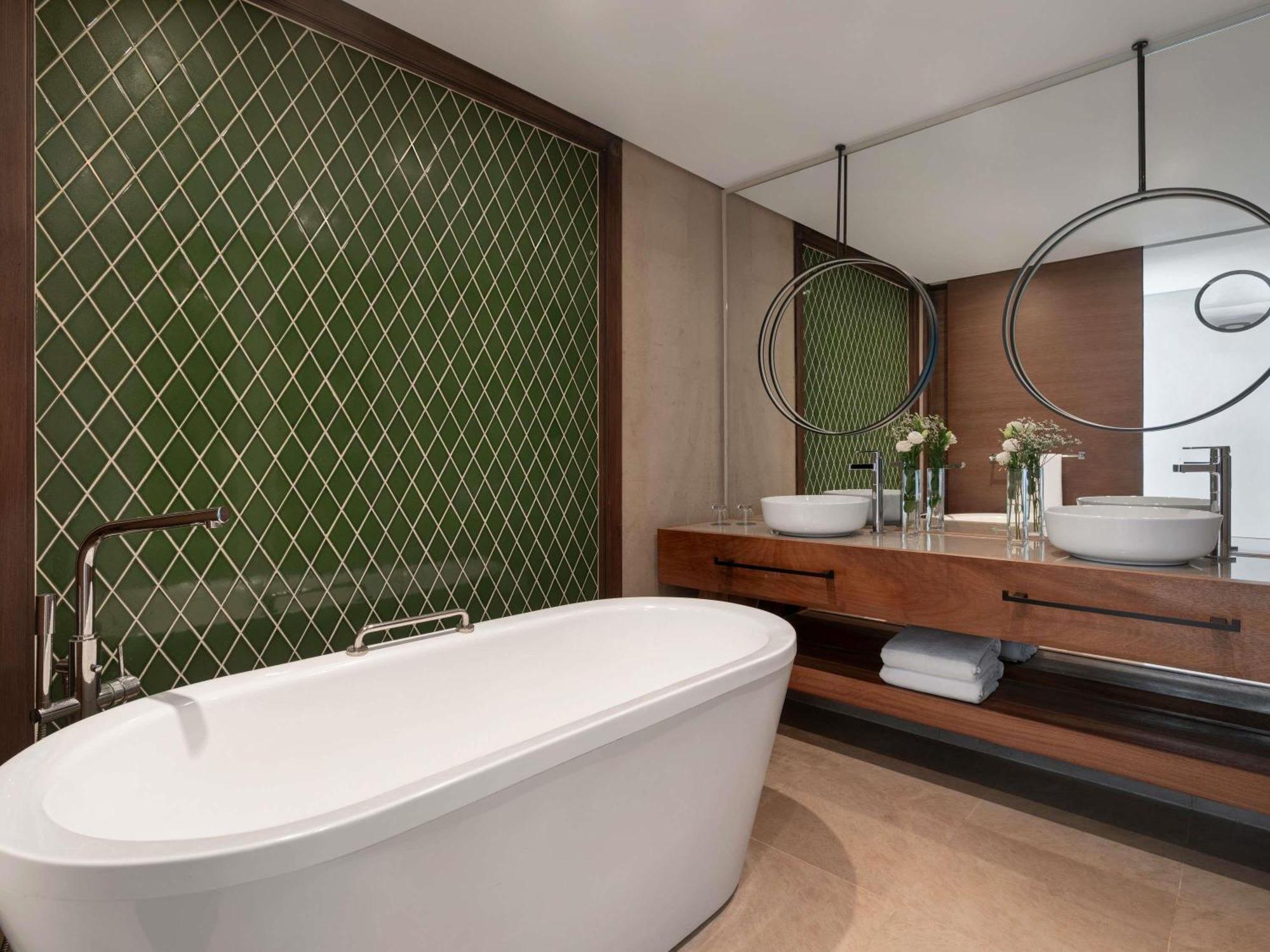 Rixos The Palm & Resort 5*