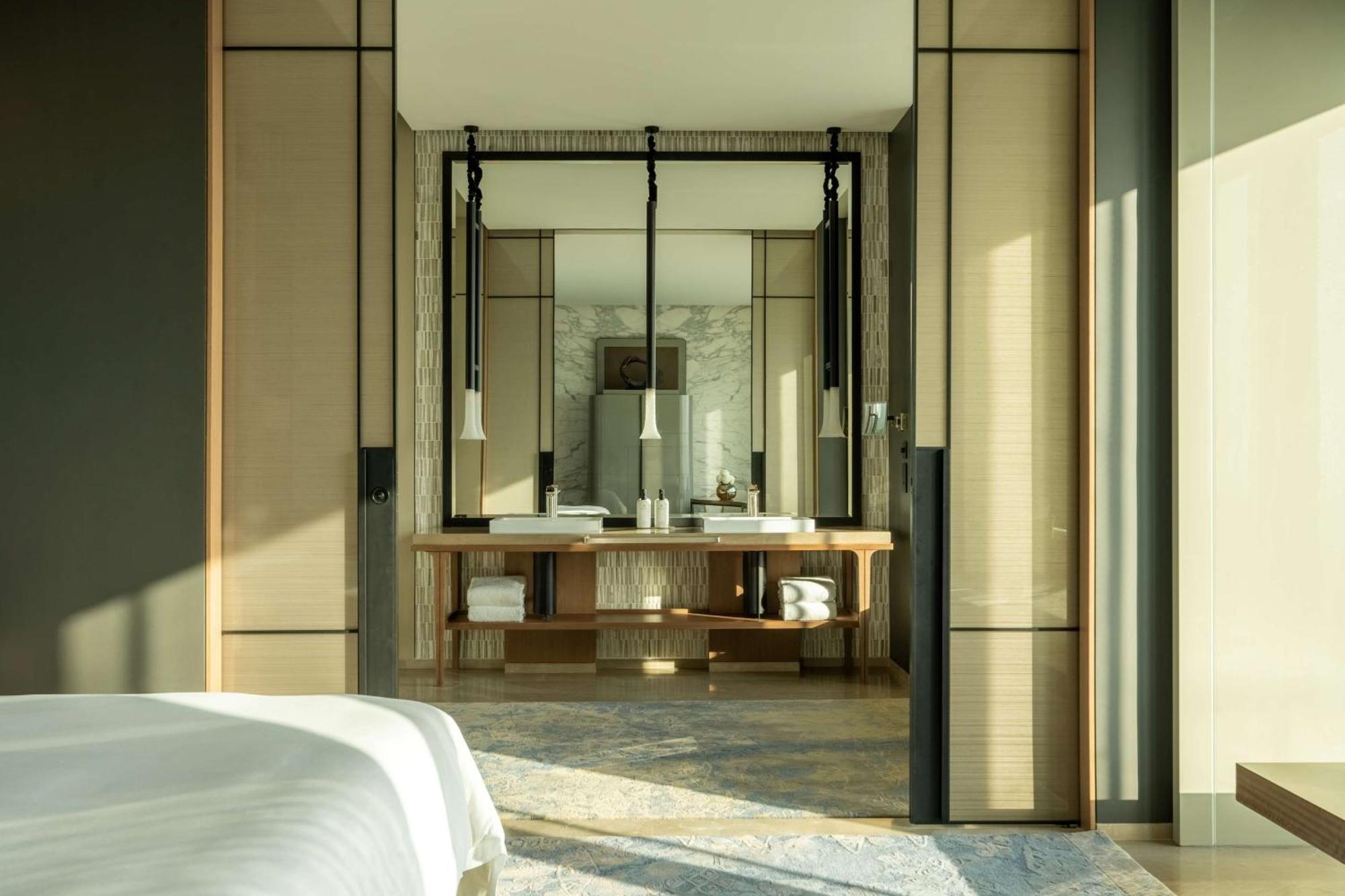 One&only One Za'abeel Hotel