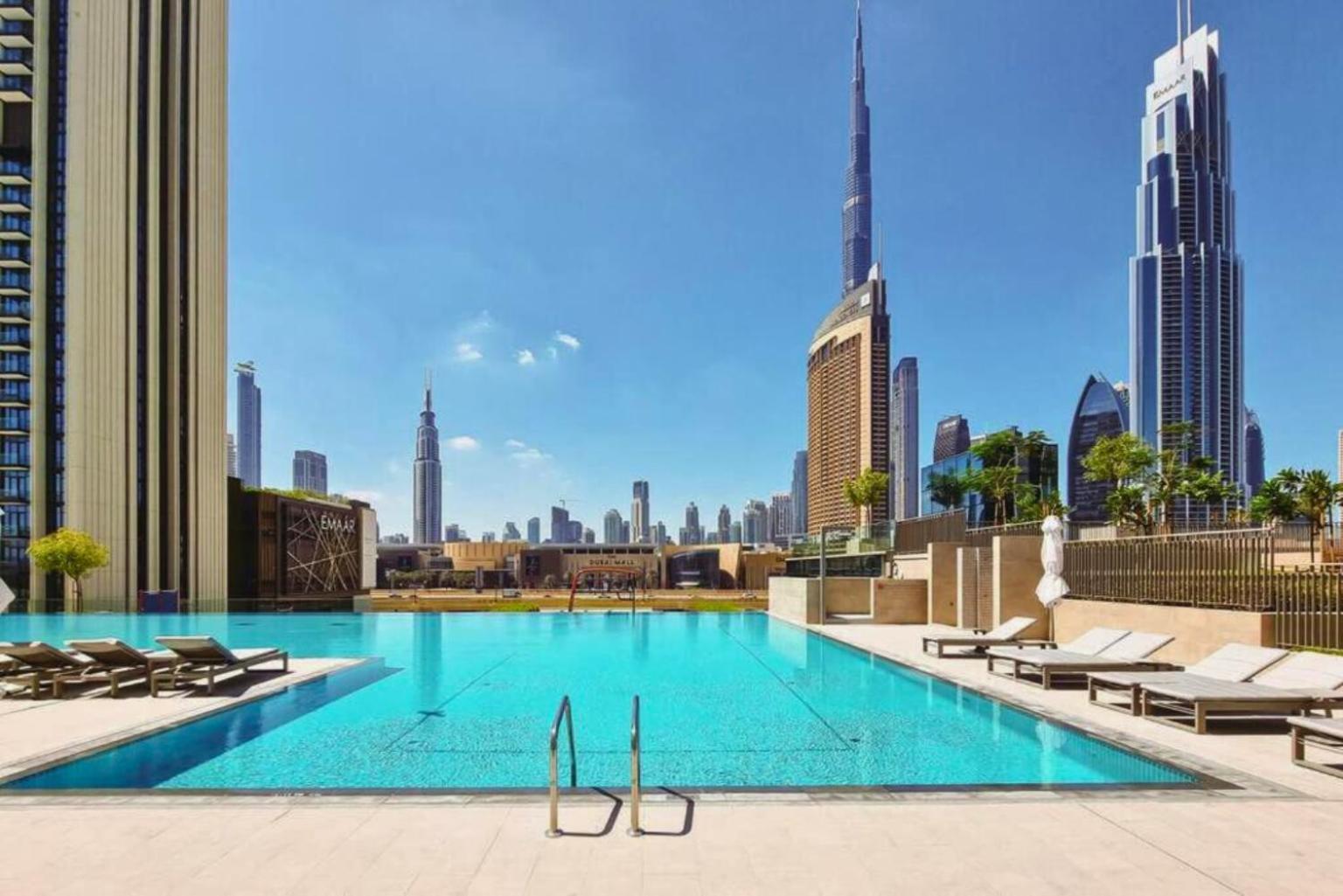 Spectacular Burj Khalifa View 2 Min To Mall * Dubai