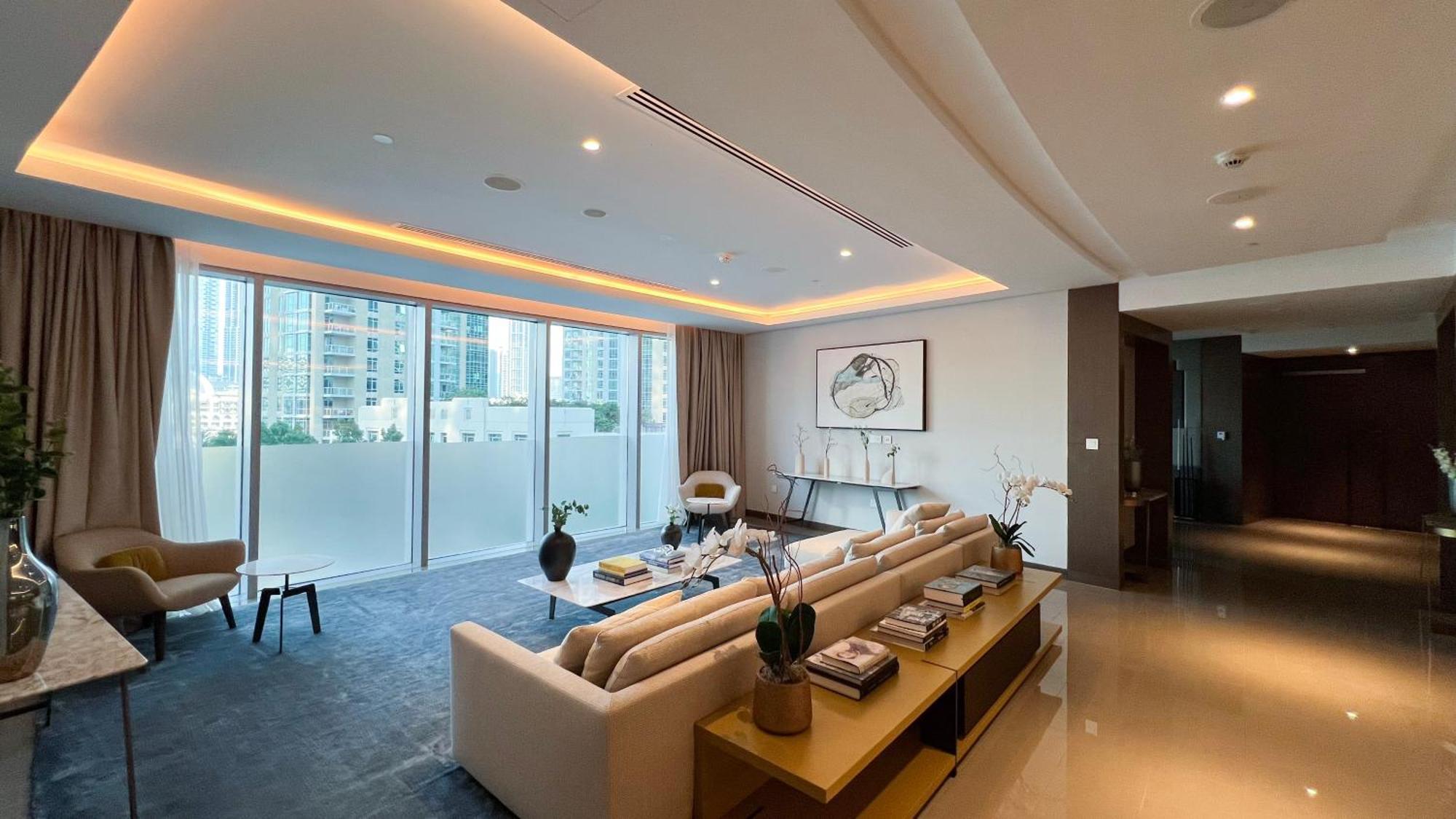 52nd Floor Unique 1 Bedroom Dubai