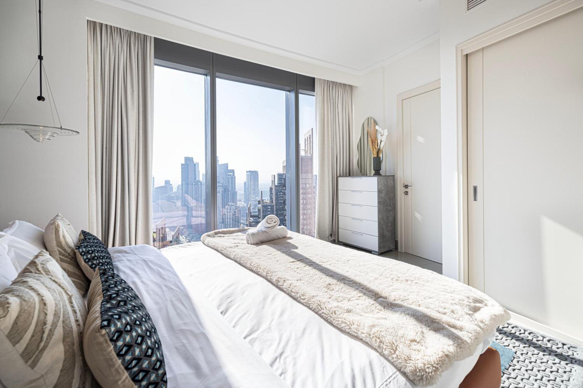 52nd Floor Unique 1 Bedroom Apartment Dubai