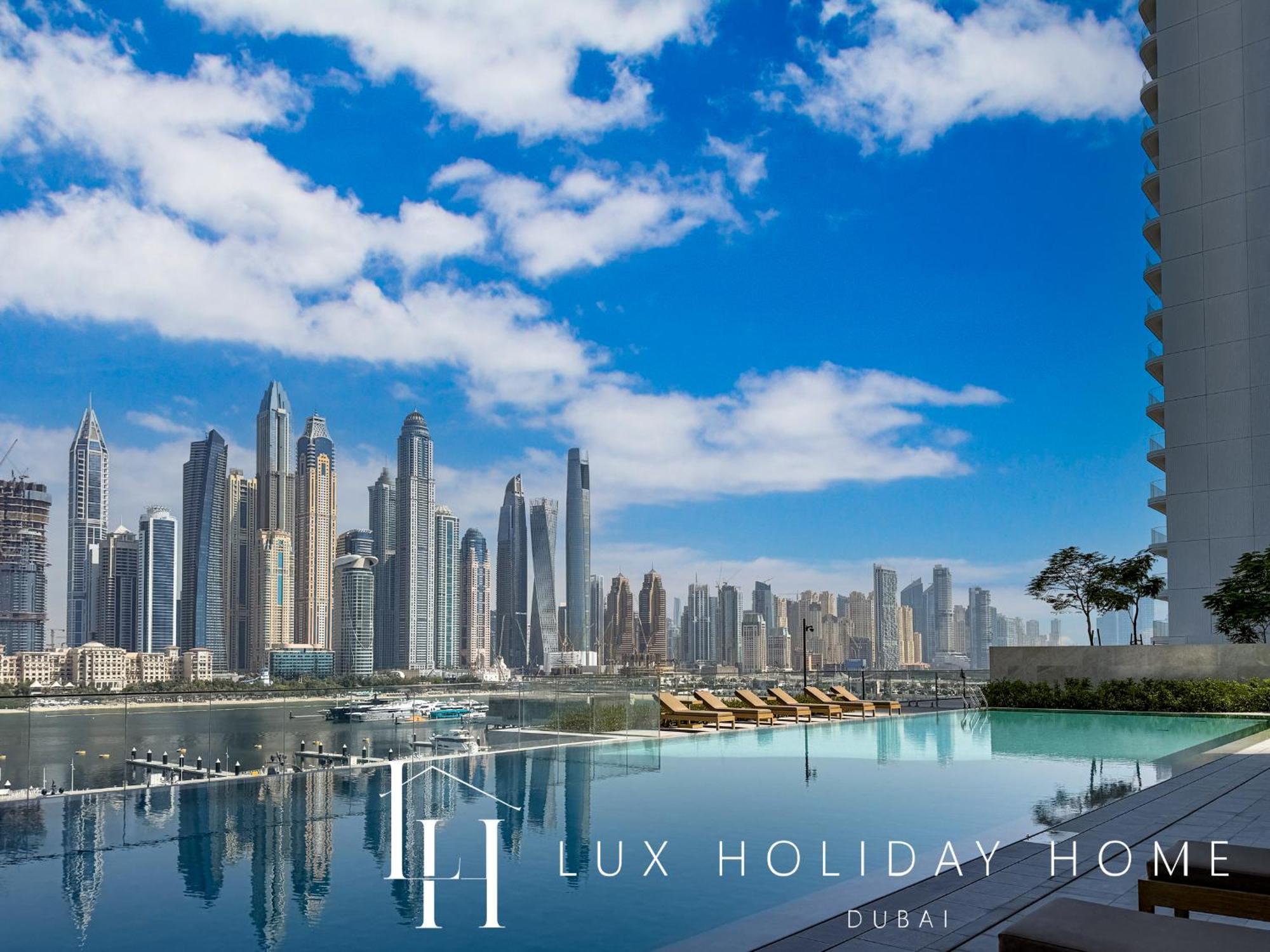 Lux The Palace * Dubai