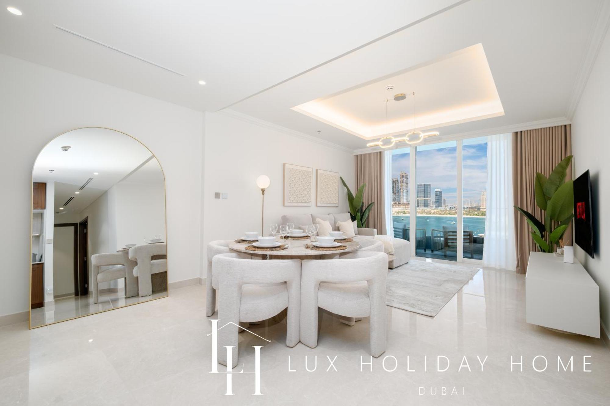 Lux The Palace